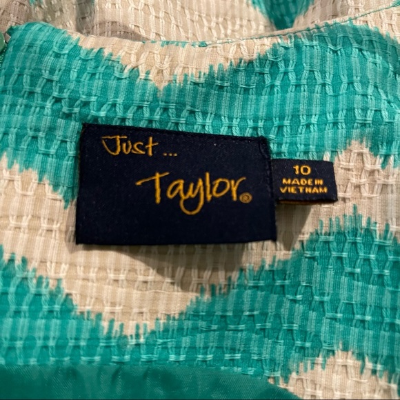 Just Taylor Green Stripe   Dress - Picture 6 of 8